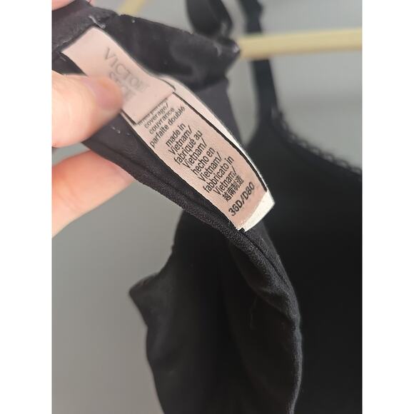 Victoria's Secret Body by Victoria Lined Perfect Coverage Underwire Bra Size 36D - Picture 5 of 7